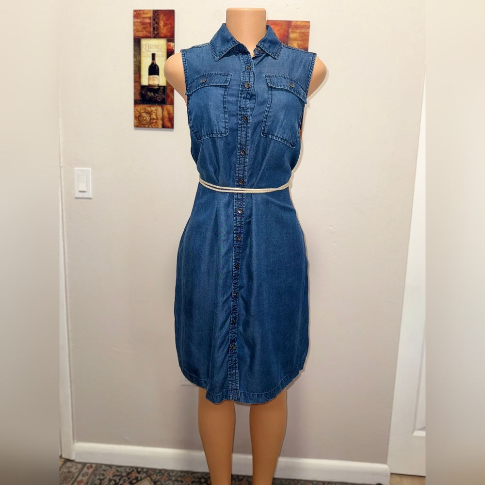 LIZ LANGE MATERNITY JEAN DRESS SIZE XS EXCELLENT CONDITIONS